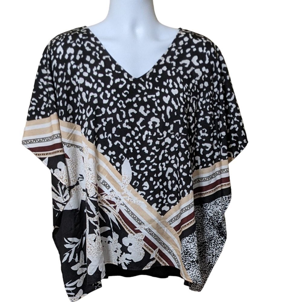 NWT Chico's Animal Petals woven knit Paula Poncho black women's size S/M